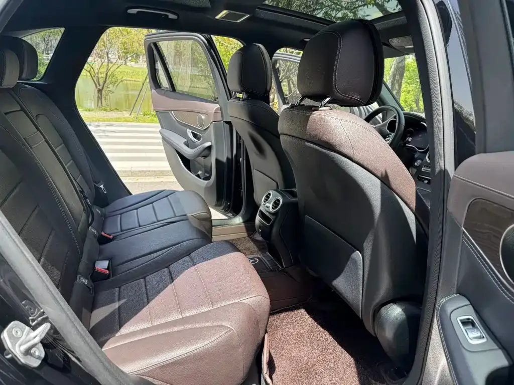 Mercedes-Benz GLC 2021 из CN, фото 7