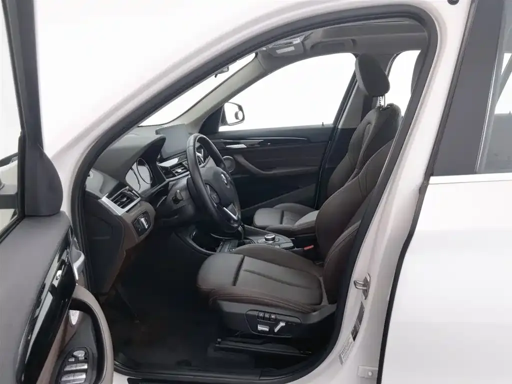 BMW X1 2022 из CN, фото 10