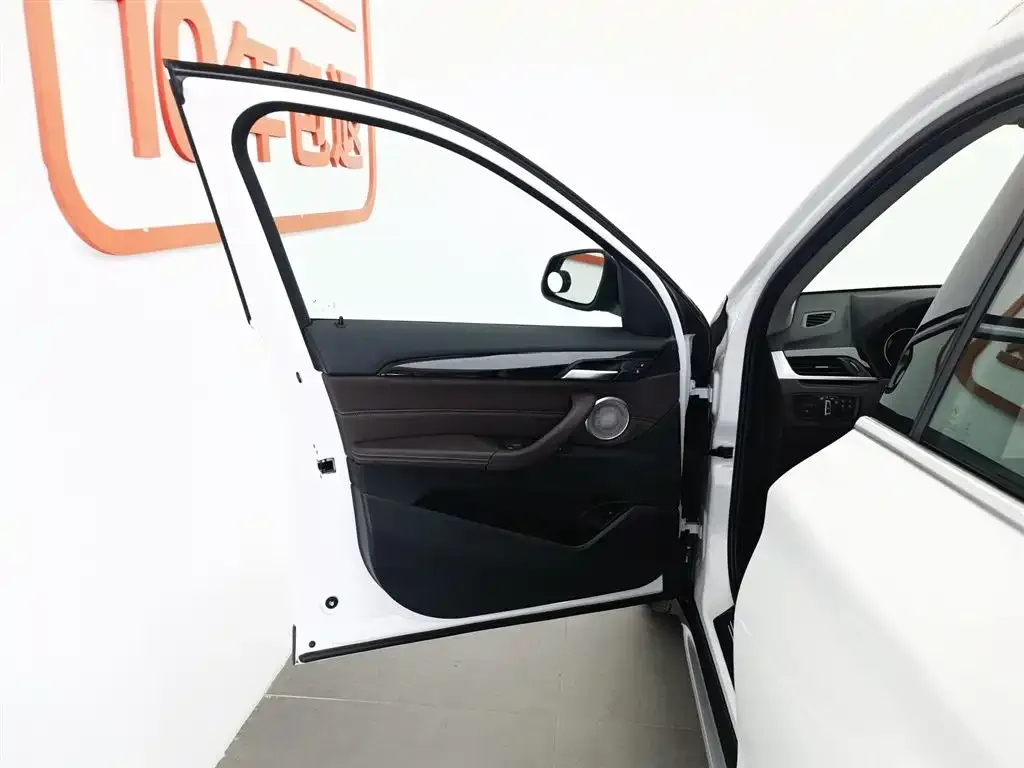 BMW X1 2022 из CN, фото 8