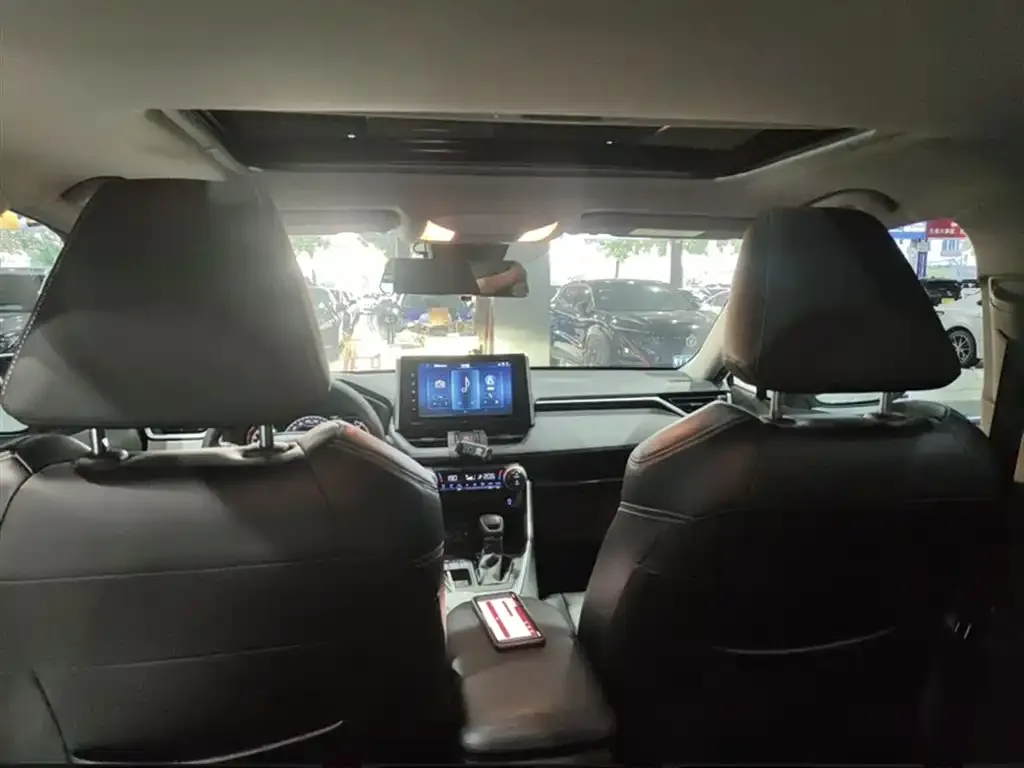 Toyota RAV4 2021 из CN, фото 4