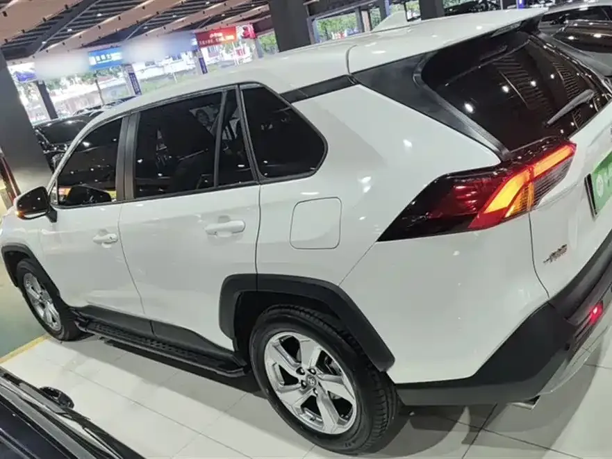 Toyota RAV4 2021 из CN, фото 8