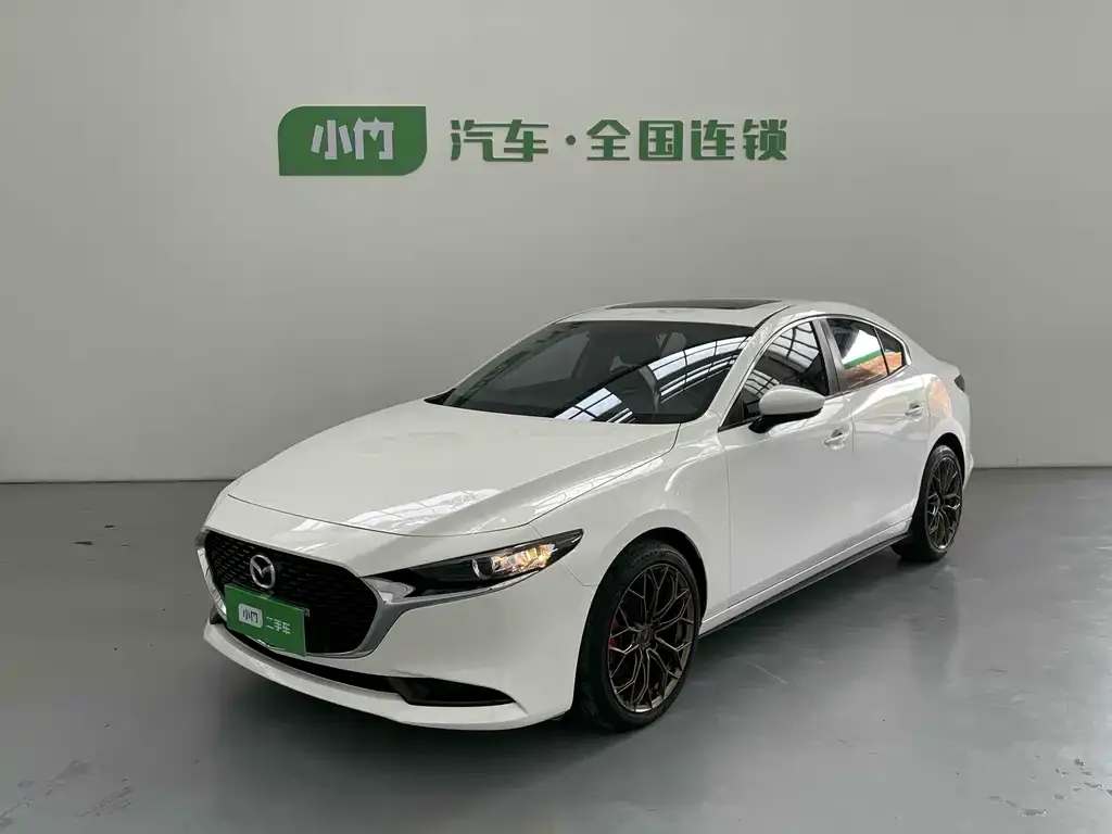 Mazda 3 Axela 2022 из CN, фото 1