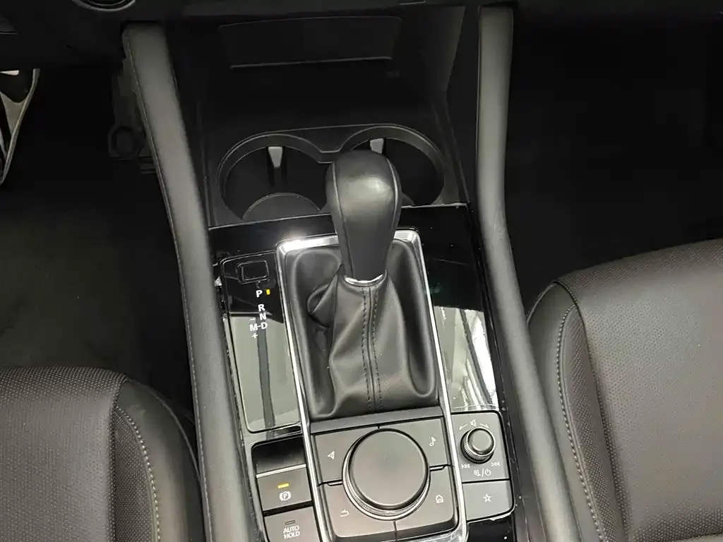 Mazda 3 Axela 2022 из CN, фото 10