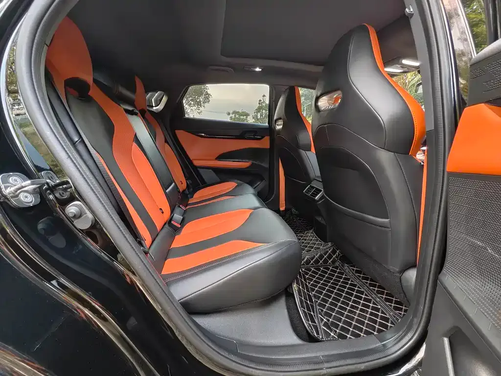 Changan UNI-V 2024 из CN, фото 8