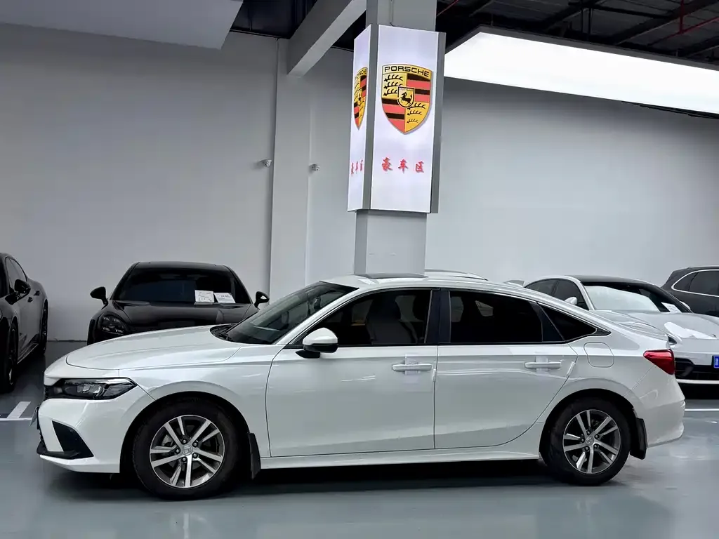 Honda Civic 2023 из CN, фото 5