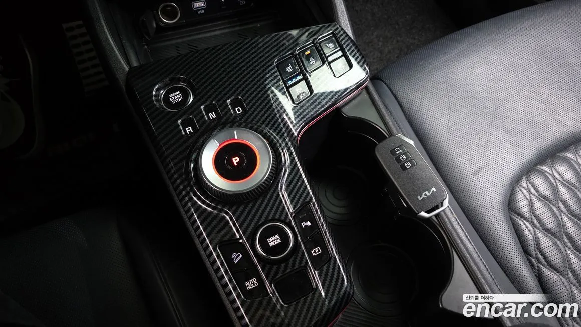 Kia Sportage — фото 9