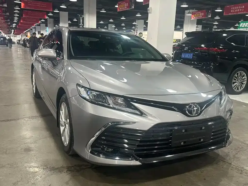 Toyota Camry 2023 из CN, фото 3