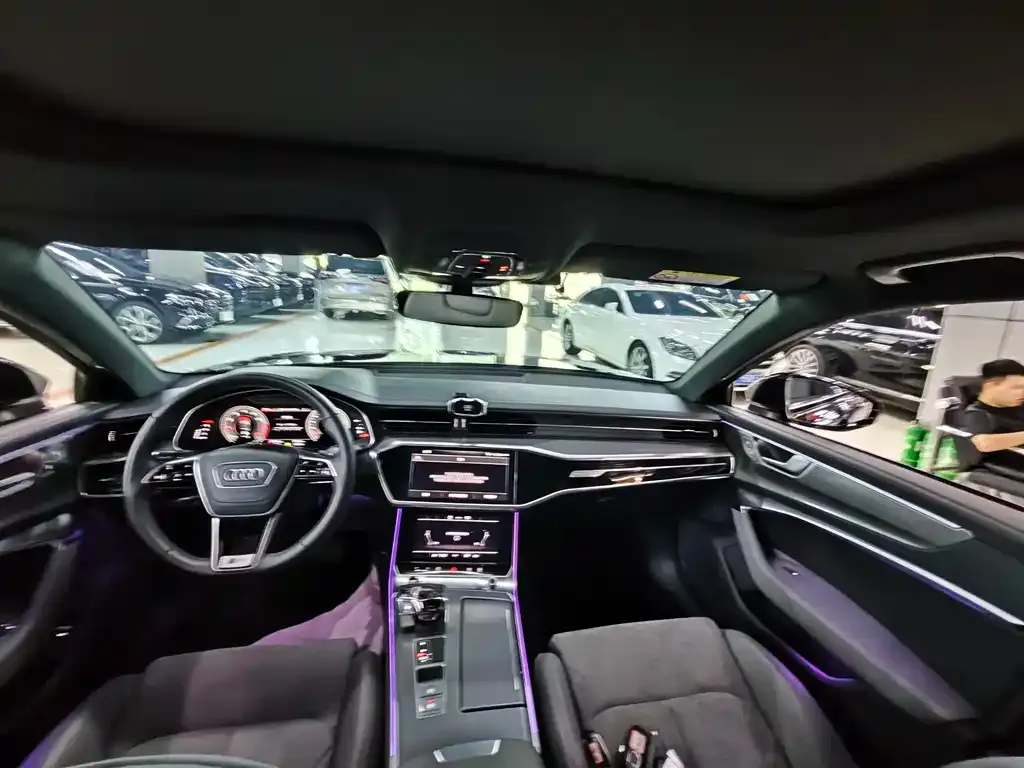 Audi A6L 2024 из CN, фото 5