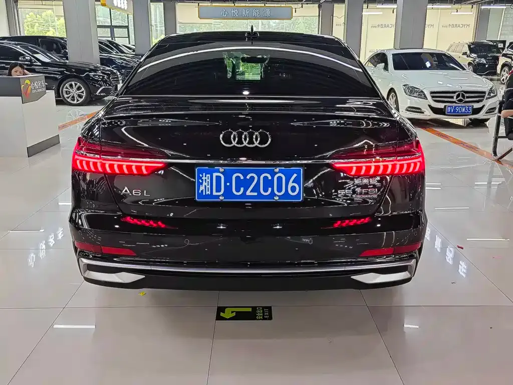 Audi A6L 2024 из CN, фото 8