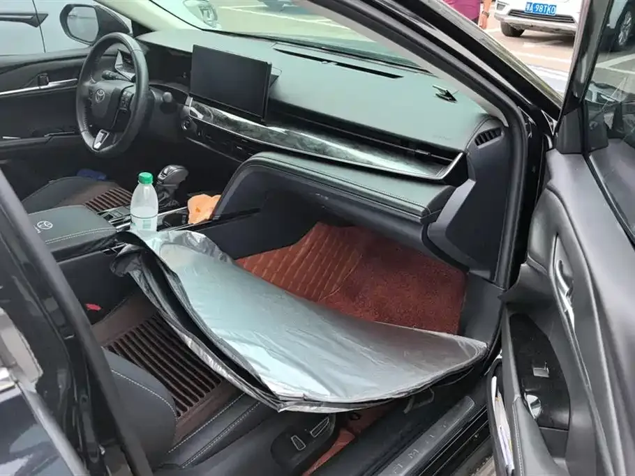 Toyota Camry 2024 из CN, фото 8