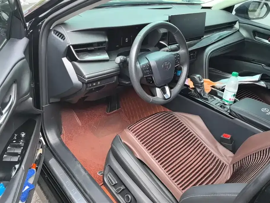 Toyota Camry 2024 из CN, фото 9