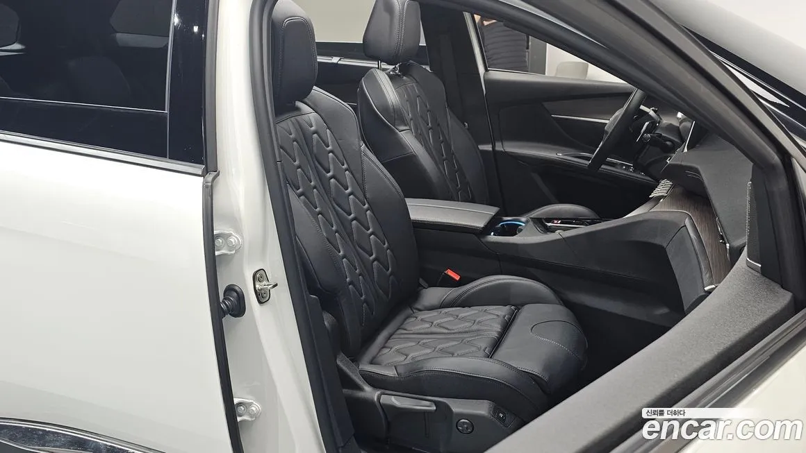 Peugeot 5008 2024 из KR, фото 10