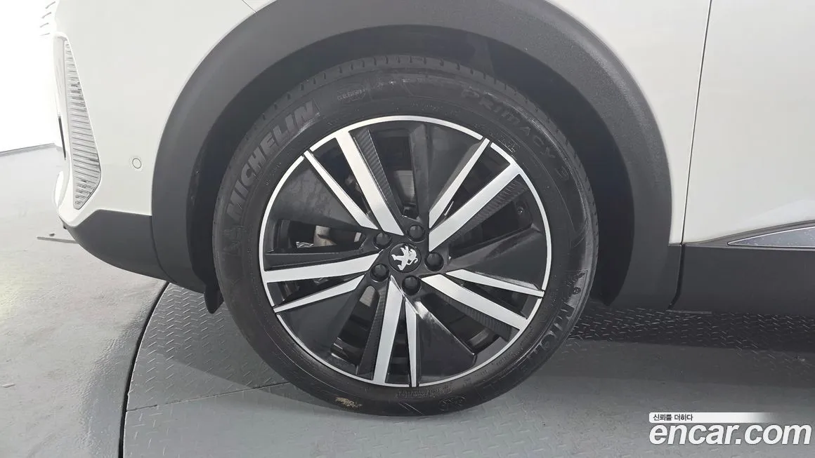 Peugeot 5008 2024 из KR, фото 5
