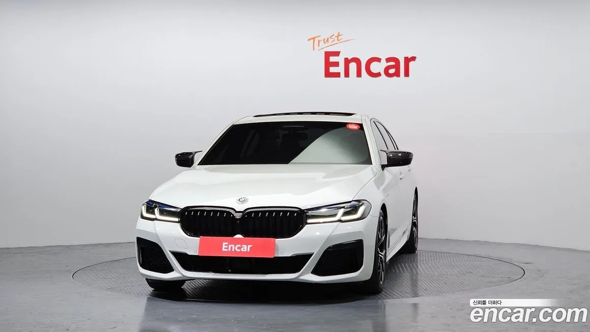 BMW 5-Series 2021 из KR, фото 3