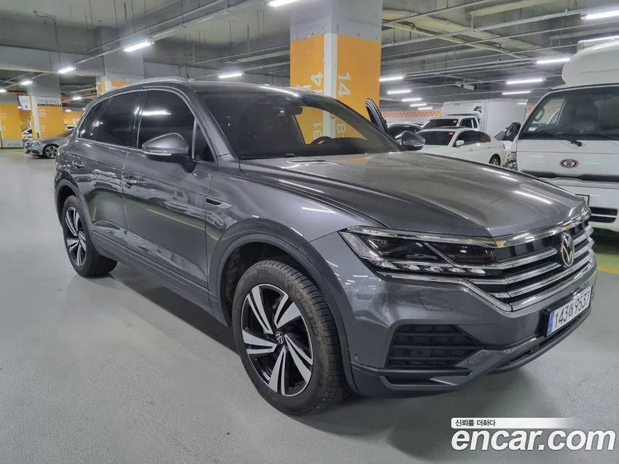 Volkswagen Touareg 2023 из KR, фото 4