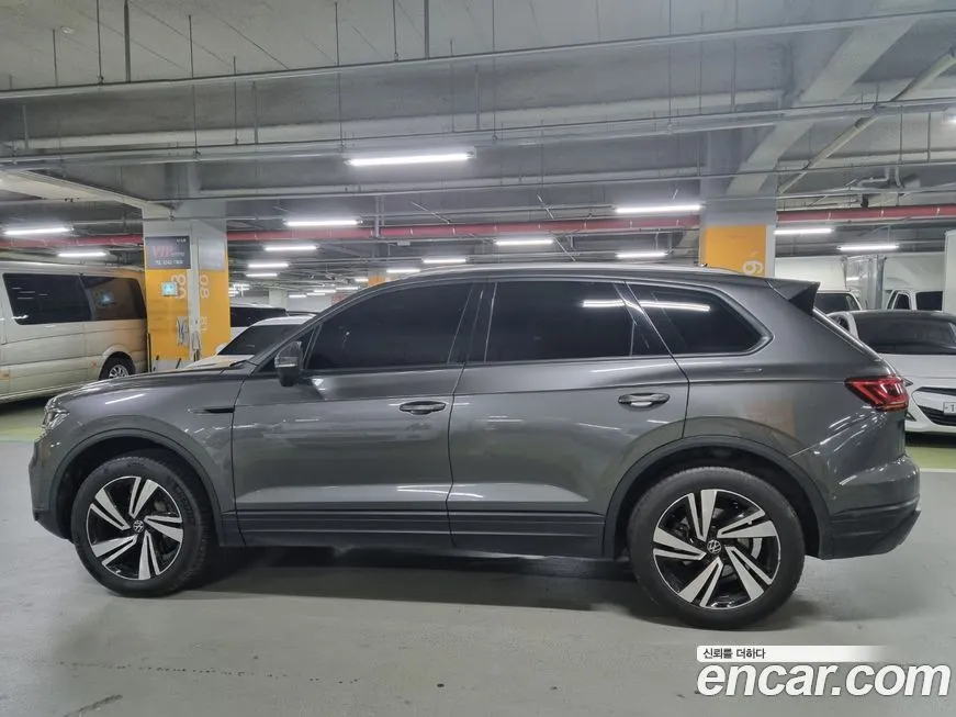 Volkswagen Touareg 2023 из KR, фото 6