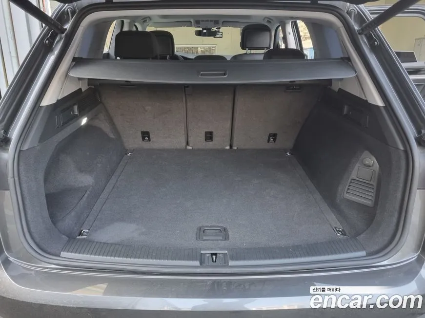 Volkswagen Touareg 2023 из KR, фото 9