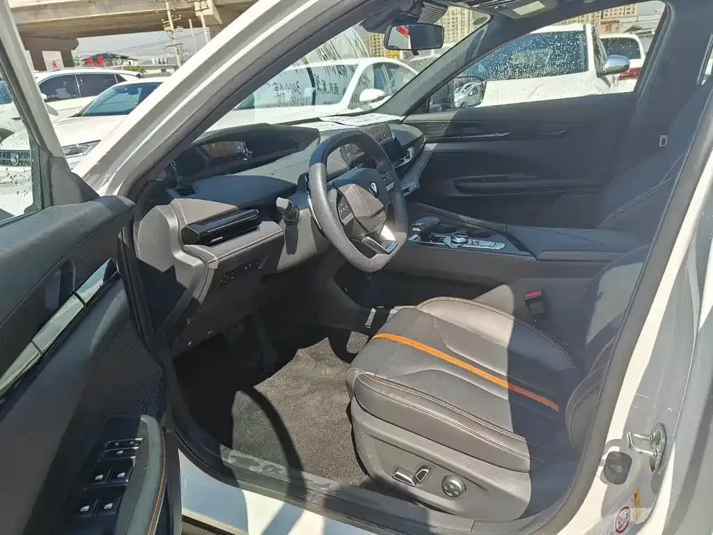 Changan UNI-V 2024 из CN, фото 8
