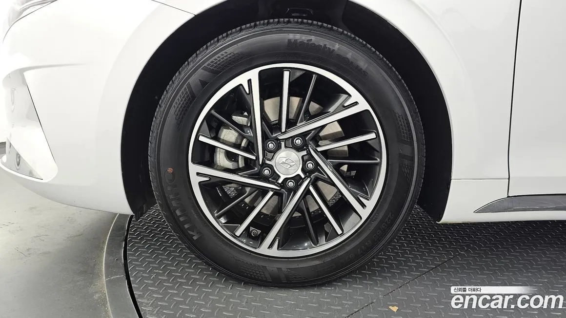 Hyundai Grandeur 2021 из KR, фото 5