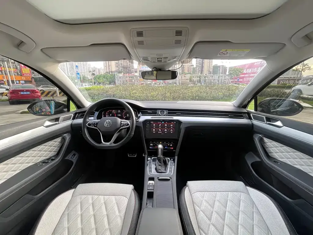 Volkswagen Magotan 2023 из CN, фото 5