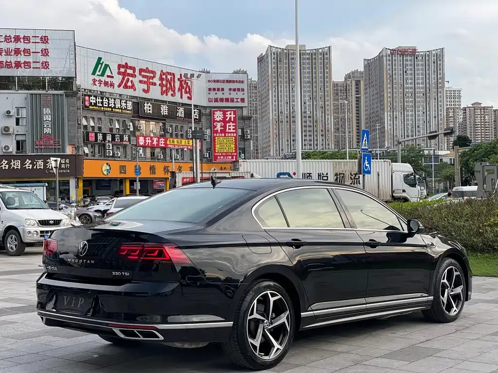 Volkswagen Magotan 2023 из CN, фото 9