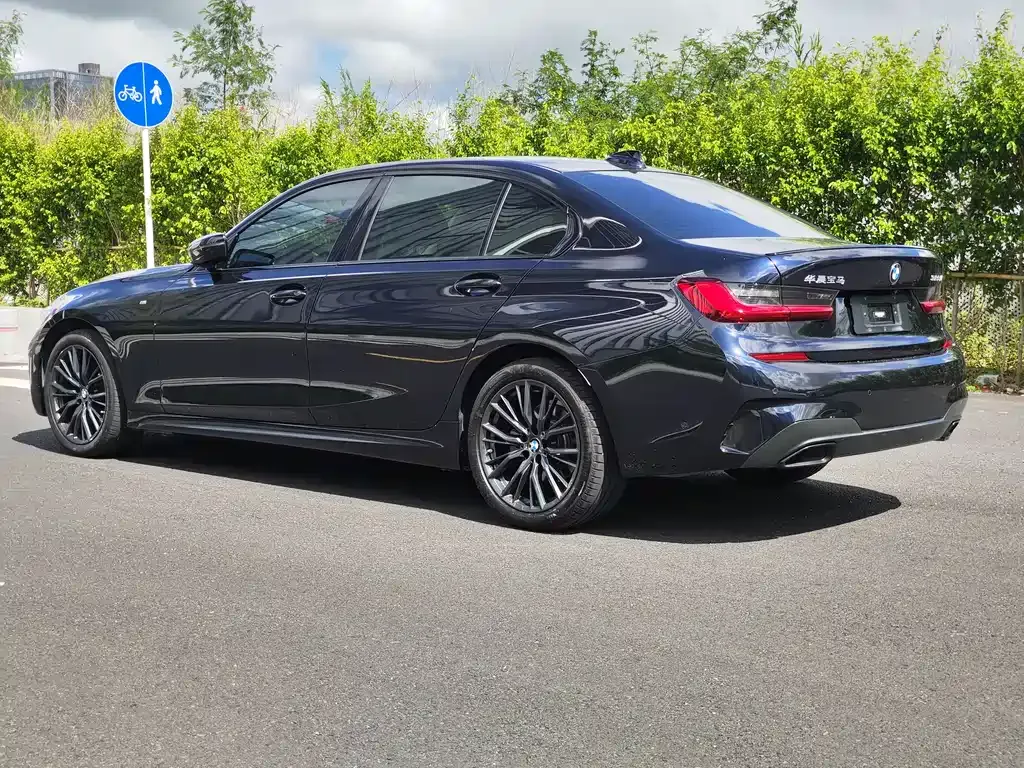 BMW 3 Series 2022 из CN, фото 3
