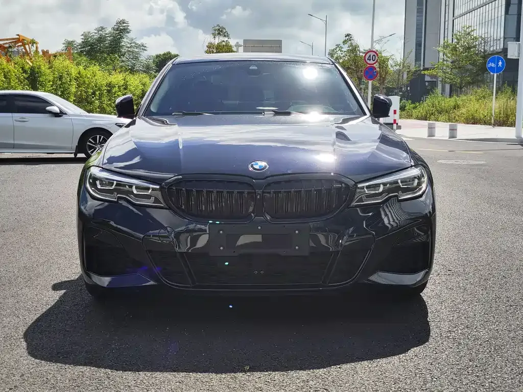 BMW 3 Series 2022 из CN, фото 4