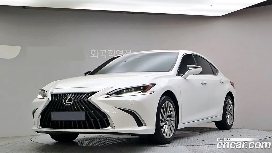Lexus ES 2024 из KR, фото 1