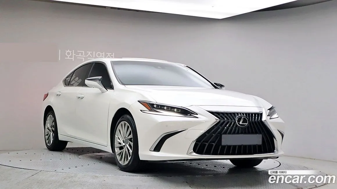 Lexus ES 2024 из KR, фото 3