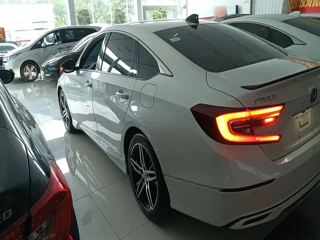 Honda Accord 2022 из CN, фото 5