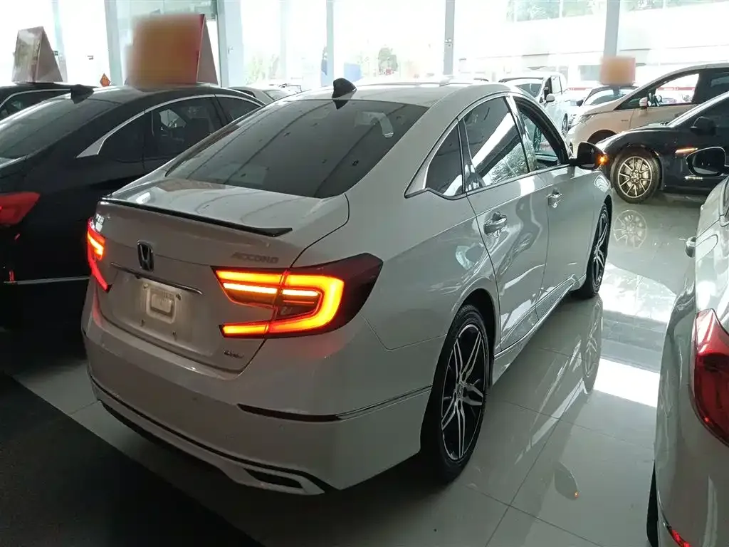 Honda Accord 2022 из CN, фото 7