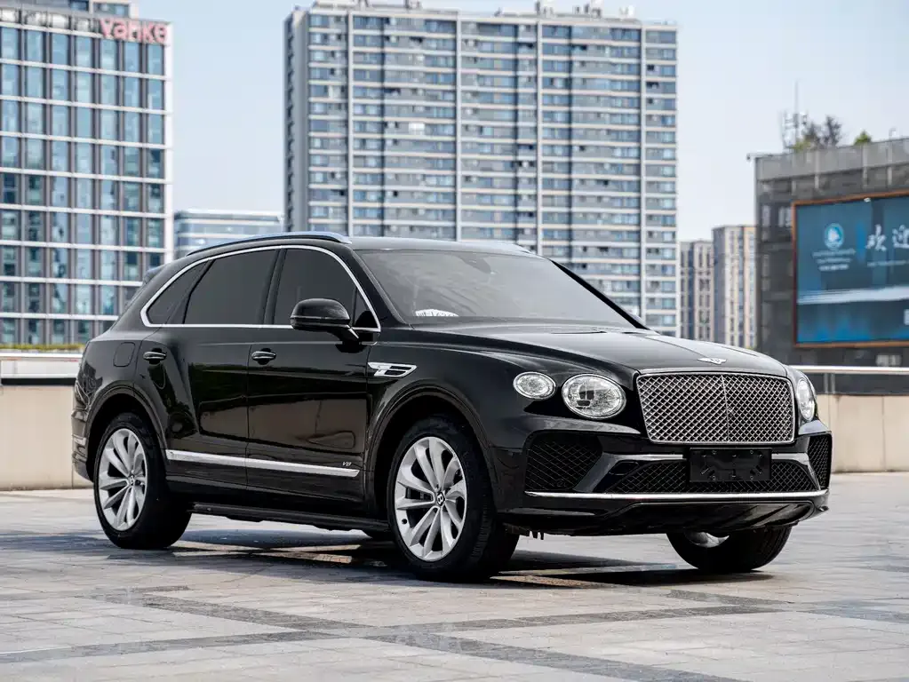 Bentley Bentayga 2021 из CN, фото 2