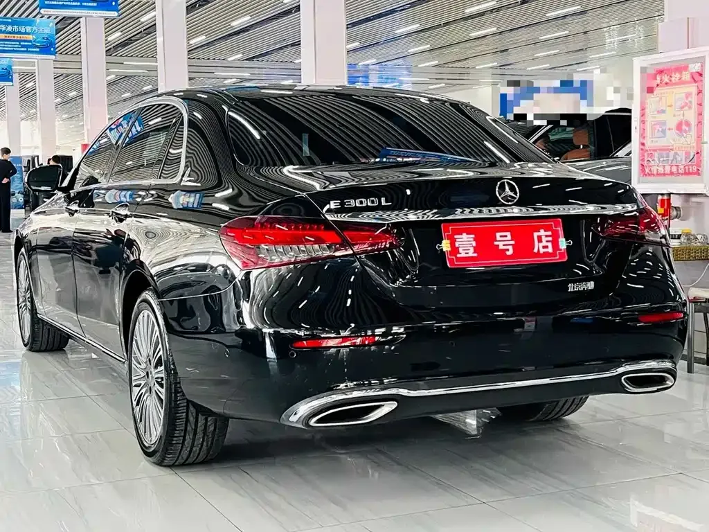 Mercedes-Benz E-Class 2023 из CN, фото 4