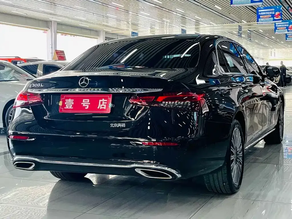 Mercedes-Benz E-Class 2023 из CN, фото 6