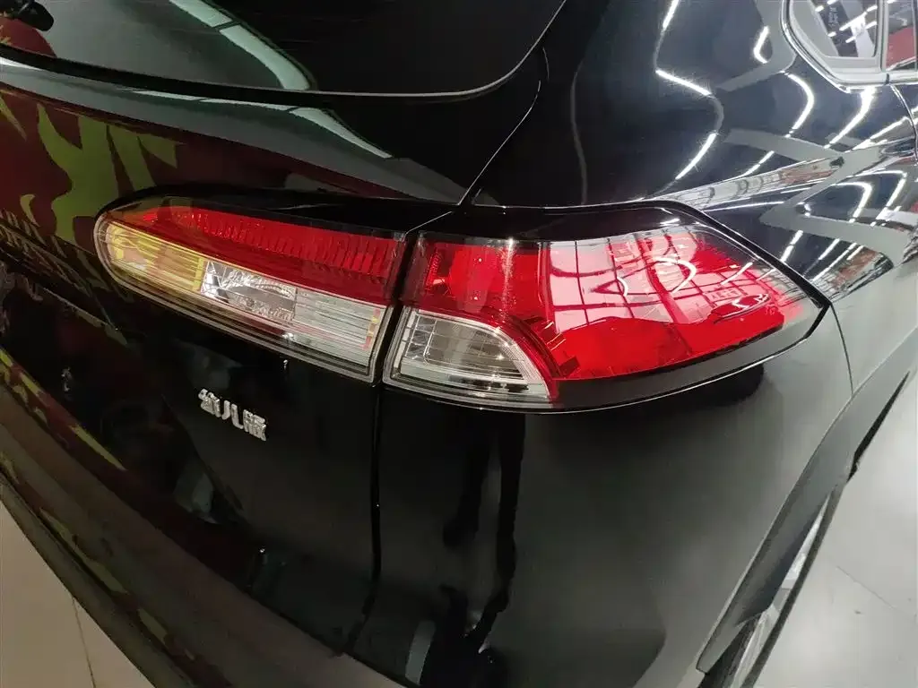 Toyota Frontlander 2023 из CN, фото 8