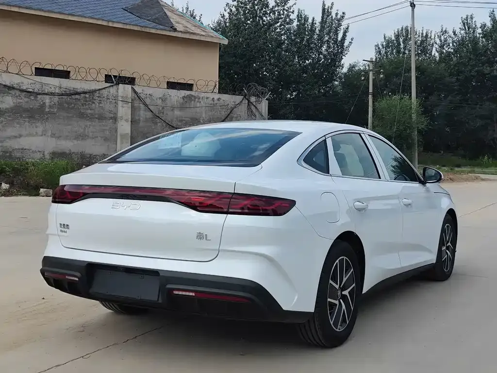 BYD Qin L 2025 из CN, фото 2