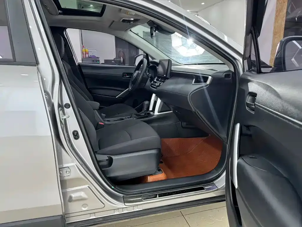 [object Object] Corolla Cross 2022 из CN, фото 9