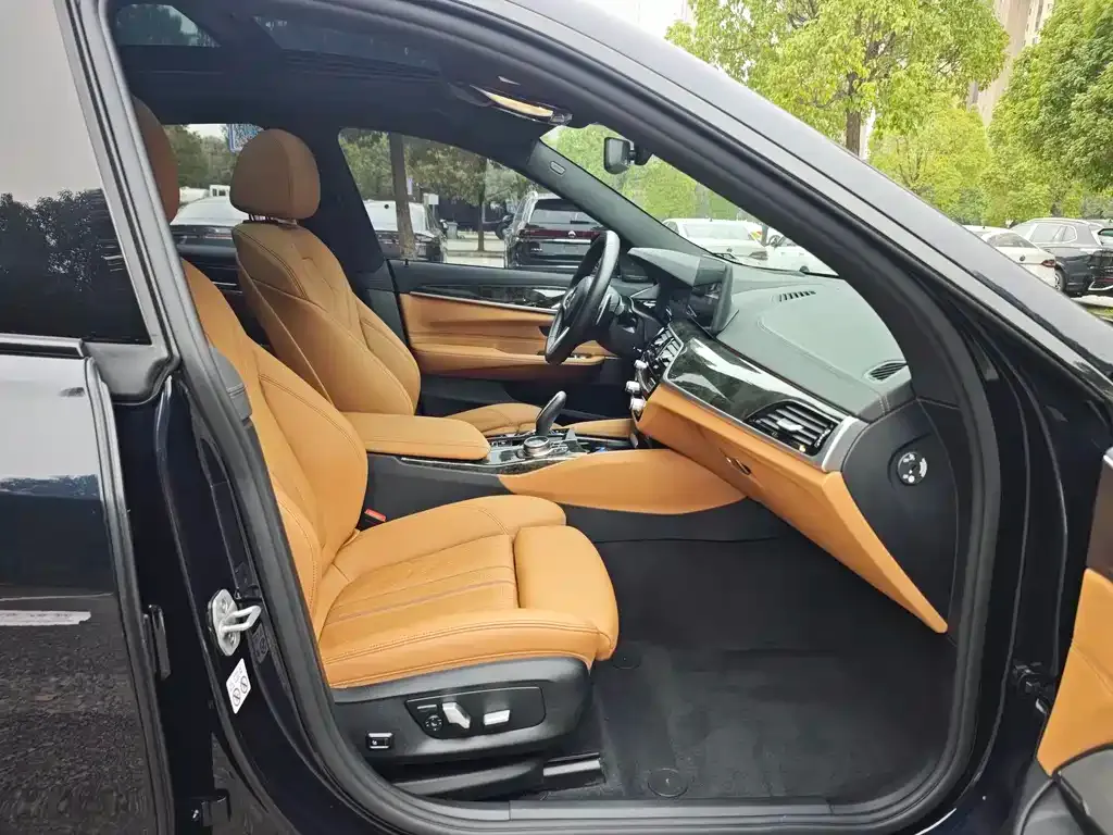 BMW 6 Series GT 2024 из CN, фото 7