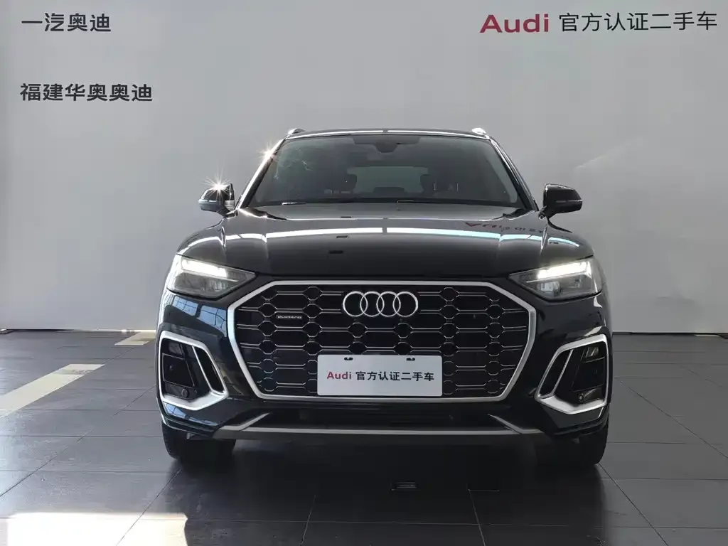 Audi Q5L 2022 из CN, фото 2
