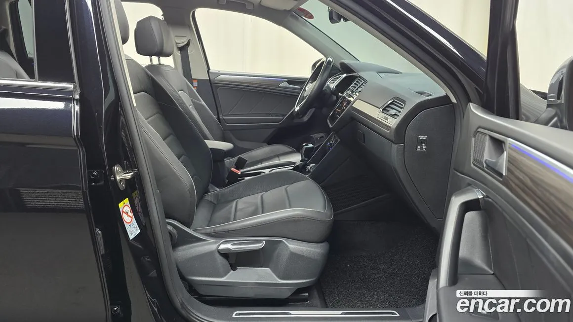 Volkswagen Tiguan 2023 из KR, фото 10