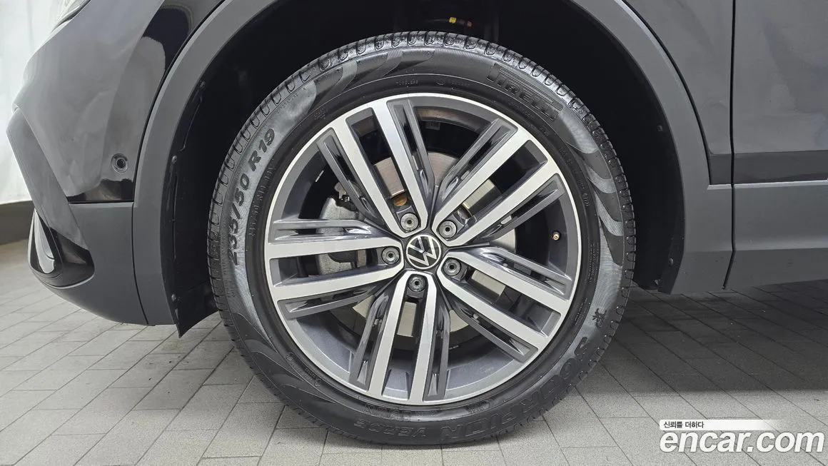 Volkswagen Tiguan 2023 из KR, фото 5
