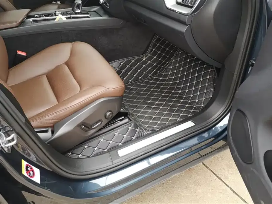 Volvo XC60 2021 из CN, фото 8