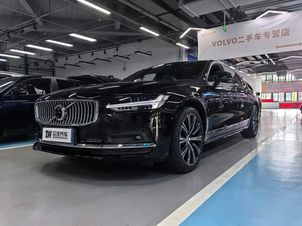 Volvo S90 2025 из CN, фото 1