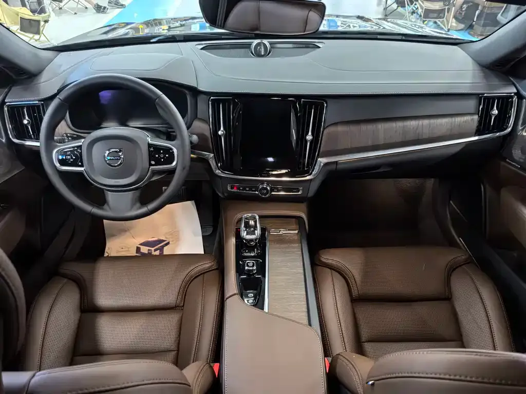 Volvo S90 2025 из CN, фото 10