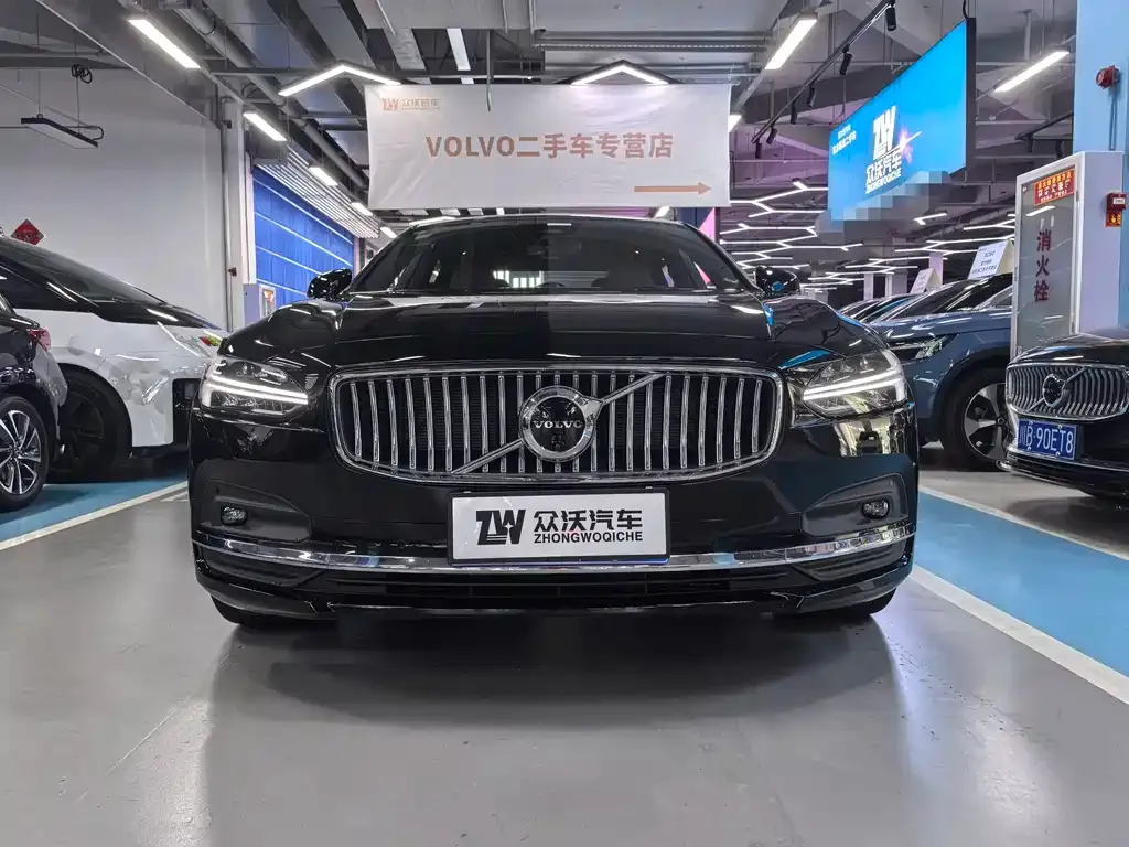 Volvo S90 2025 из CN, фото 2