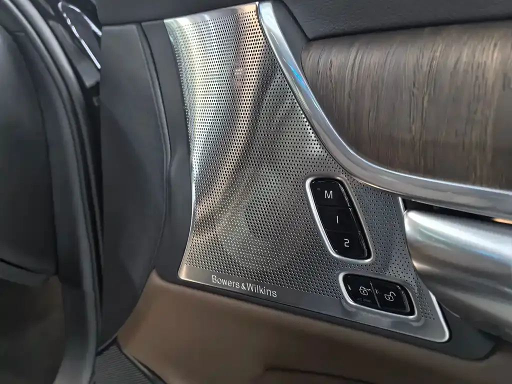 Volvo S90 2025 из CN, фото 6