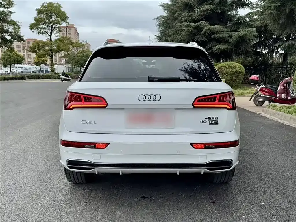 Audi Q5L 2021 из CN, фото 10