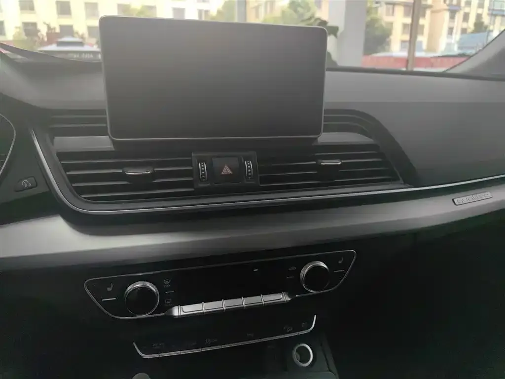 Audi Q5L 2021 из CN, фото 7