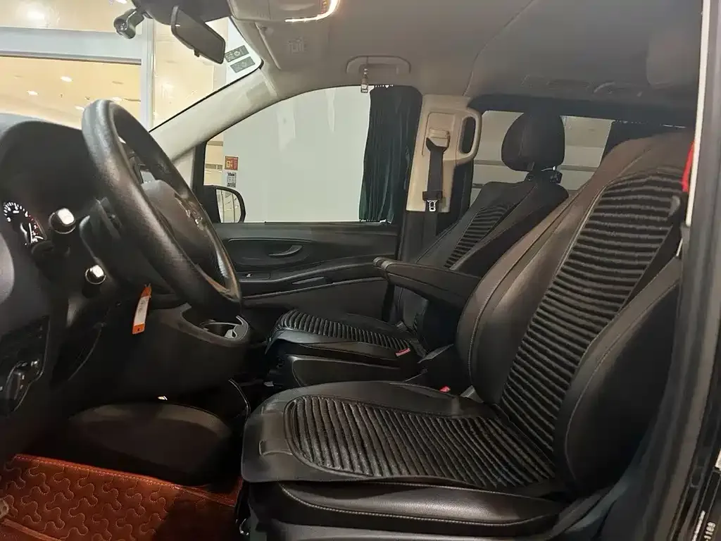 Mercedes-Benz Vito 2023 из CN, фото 3