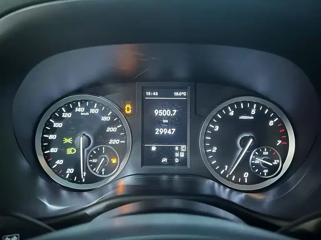 Mercedes-Benz Vito 2023 из CN, фото 4